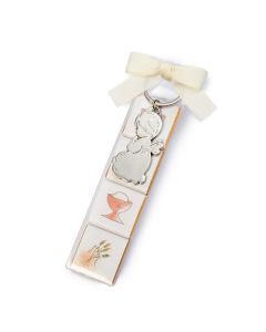 Angel keychain with 4 chocolates