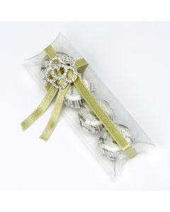 Etui avec broche fleur strass ruban vert 4 chocolats