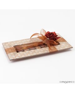 Wooden tray with carved flowers 14chocolates 14x28cm.