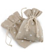 Bolsa beige con corazones blancos de 10x13cm. min.12