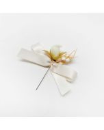 Ivory pin flower