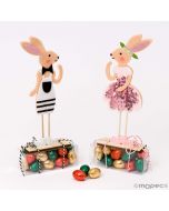 Felt and sequin bunnies with 17praliné eggs 2assorted